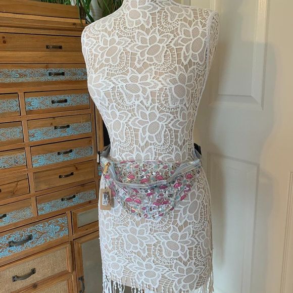 Flamingo Clear Fanny Pack/ Belt Bag- Waterproof - Picture 8 of 10